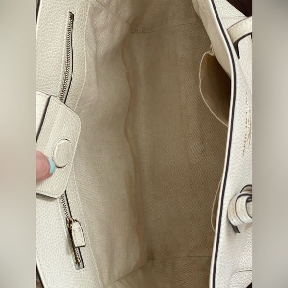 COAπβοΈGUCCI MED. SWING TOTEβοΈπW/GUCCI DustbagβοΈπSTUNNING bagβοΈCOA - Picture 9 of 16